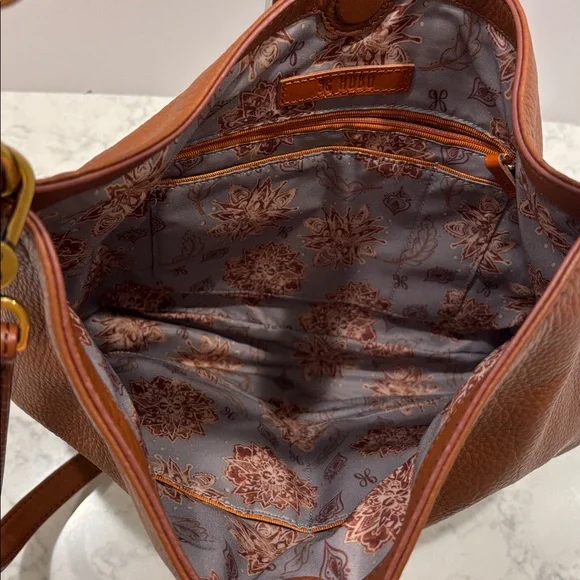 HOBO Pier Shoulder Bag purse in Brown Tan Pebbled Leather - Picture 11 of 12